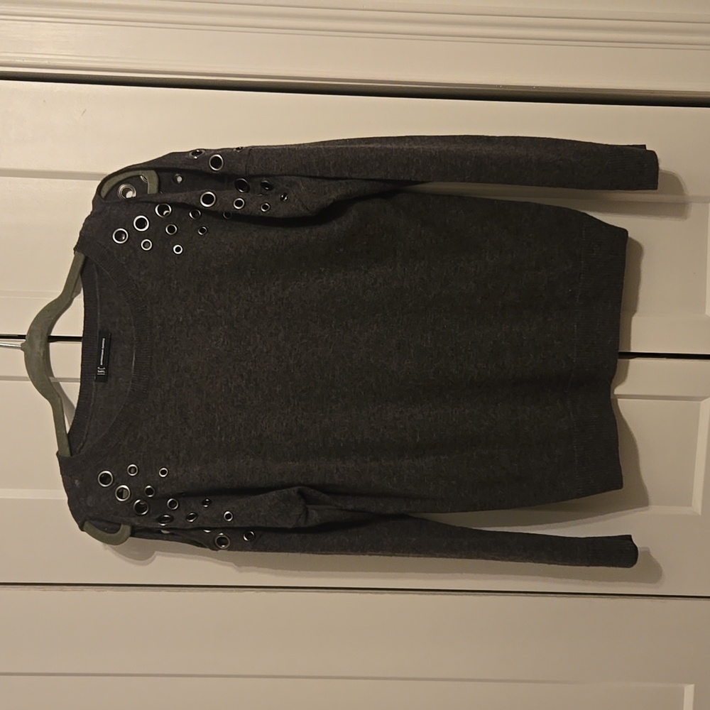 Women's cold shoulder sweater with grommets. INC International. Petite Medium